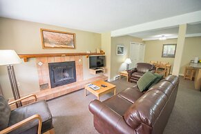 Panorama Vacation Retreat at Horsethief Lodge