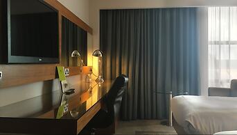 DoubleTree by Hilton Lincoln