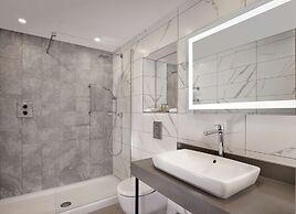 DoubleTree by Hilton Lincoln