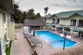 Sunlodge Hotel