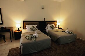 Sunlodge Hotel