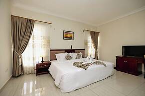 Sunlodge Hotel