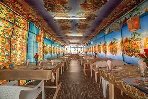 Swan Group Of Houseboats