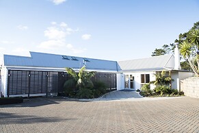 Waiheke Island Resort