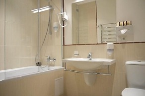 Optima Collection Kharkiv Hotel