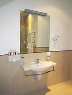 Optima Collection Kharkiv Hotel