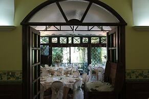 Villa Euchelia Resort
