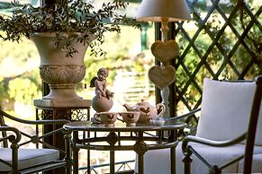 Villa Euchelia Resort