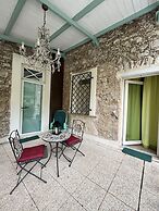 Villa Euchelia Resort