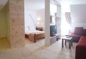 Polar Star Hotel