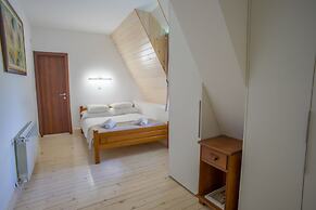 Polar Star Hotel