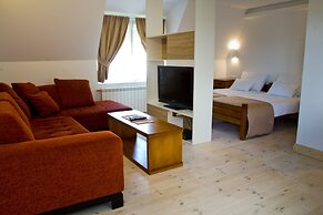 Polar Star Hotel