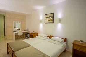 Polar Star Hotel