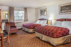 Econo Lodge Inn & Suites Madras