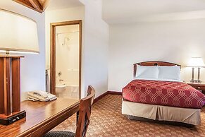 Econo Lodge Inn & Suites Madras