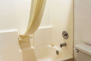 Econo Lodge Inn & Suites Madras