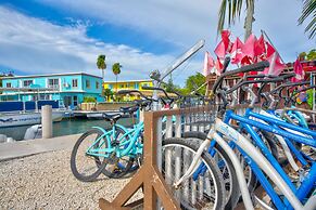 Captain Pips Marina & Hideaway