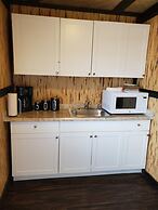 Captain Pips Marina & Hideaway