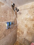 Captain Pips Marina & Hideaway