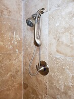 Captain Pips Marina & Hideaway