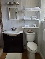 Captain Pips Marina & Hideaway