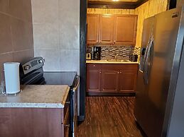 Captain Pips Marina & Hideaway