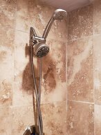 Captain Pips Marina & Hideaway