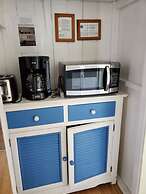 Captain Pips Marina & Hideaway