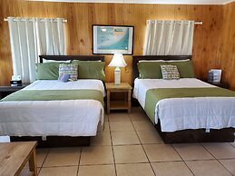 Captain Pips Marina & Hideaway