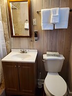 Captain Pips Marina & Hideaway