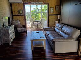 Captain Pips Marina & Hideaway