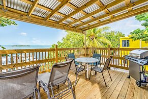 Captain Pips Marina & Hideaway