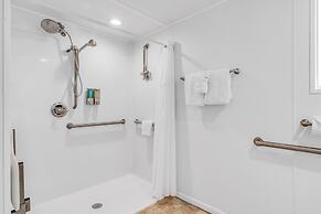 Captain Pips Marina & Hideaway