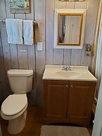 Captain Pips Marina & Hideaway