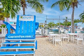 Captain Pips Marina & Hideaway