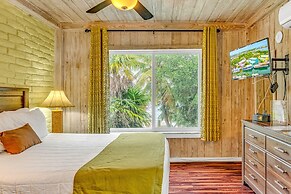 Captain Pips Marina & Hideaway