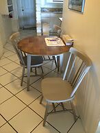 Captain Pips Marina & Hideaway