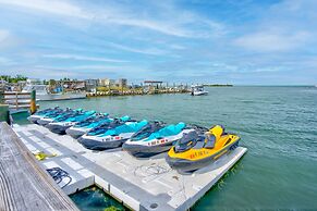 Captain Pips Marina & Hideaway