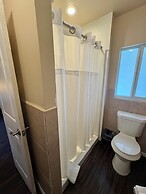 Captain Pips Marina & Hideaway