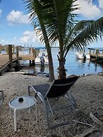 Captain Pips Marina & Hideaway