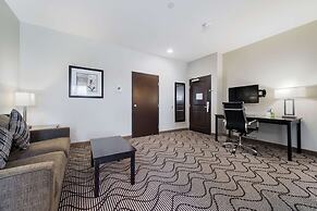 La Quinta Inn & Suites by Wyndham Auburn