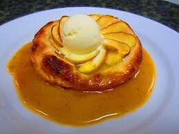 Madang Star International Hotel