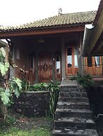 Meme Surung Homestay