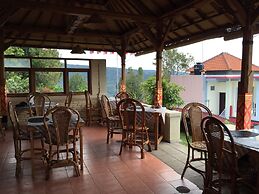 Meme Surung Homestay