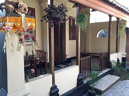 Meme Surung Homestay