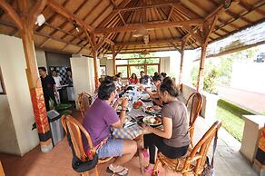 Meme Surung Homestay