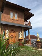 Meme Surung Homestay