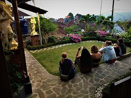 Meme Surung Homestay