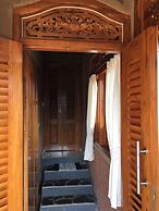 Meme Surung Homestay