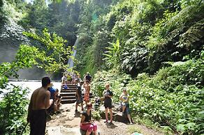 Meme Surung Homestay